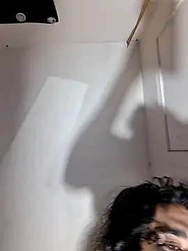 Snapshot of MeTazty294 chatting on October 18, 2025, 11:27 pm MeTazty294 online show from October 18, 2025, 11:27 pm