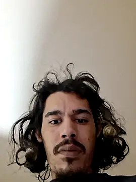 Snapshot of MeTazty294 chatting on November 14, 2025, 8:35 am MeTazty294 online show from November 14, 2025, 8:35 am