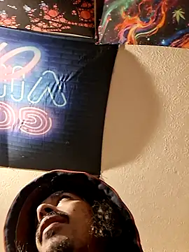 Snapshot of MeTazty294 chatting on November 20, 2025, 12:22 am MeTazty294 online show from November 20, 2025, 12:22 am