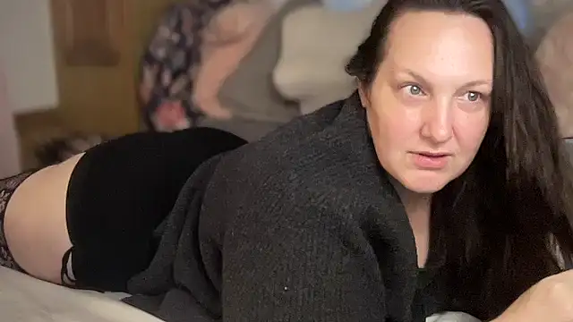 Snapshot of Just_Trudy chatting on October 8, 2025, 5:21 pm Just Trudy online show from October 8, 2025, 5:21 pm