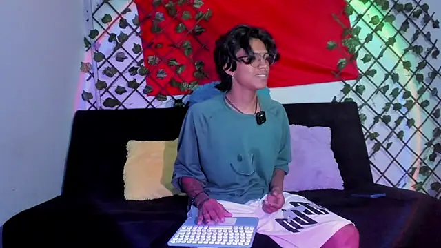 dreyk20 online show from July 23, 2026, 9:24 pm