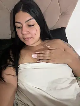 Snapshot of julianamascarada chatting on September 19, 2025, 5:35 pm julianamascarada online show from September 19, 2025, 5:35 pm