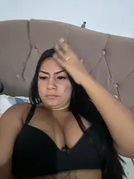 Snapshot of julianamascarada chatting on October 21, 2025, 12:44 am julianamascarada online show from October 21, 2025, 12:44 am