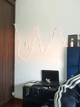 Tattoboy19cm online show from October 6, 2025, 10:07 pm