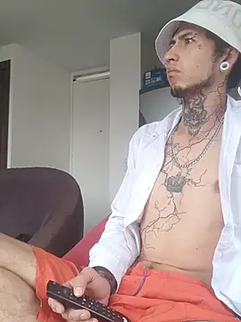 Tattoboy19cm online show from October 10, 2025, 3:11 pm