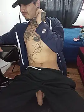 Tattoboy19cm online show from June 11, 2026, 4:38 pm