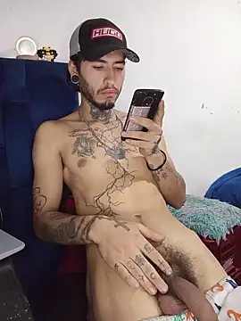 Tattoboy19cm online show from June 30, 2026, 5:14 pm