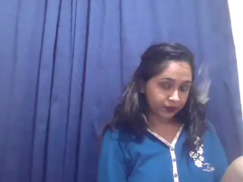 Snapshot of cute_indianxo chatting on September 18, 2025, 7:05 pm cute indianxo online show from September 18, 2025, 7:05 pm