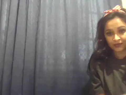 Snapshot of cute_indianxo chatting on September 27, 2025, 3:50 pm cute indianxo online show from September 27, 2025, 3:50 pm