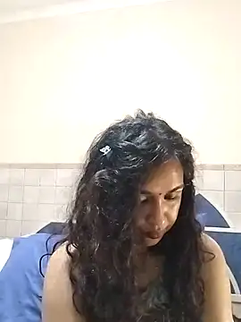 cute indianxo online show from February 6, 2026, 7:39 pm