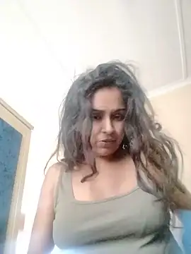 cute indianxo online show from June 19, 2026, 10:08 am