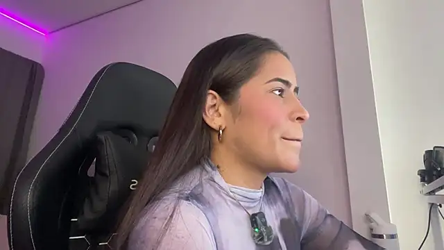 Snapshot of lexie_gray2 chatting on March 6, 2026, 11:23 pm lexie gray2 online show from March 6, 2026, 11:23 pm