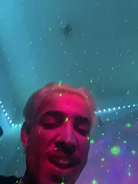 luluycoco online show from October 6, 2025, 2:14 pm