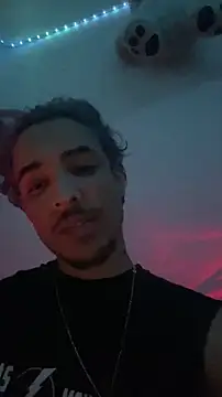 luluycoco online show from October 24, 2025, 7:49 am