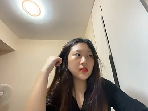 xena0501 online show from October 2, 2025, 4:25 pm