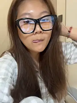 xena0501 online show from March 12, 2026, 1:39 pm