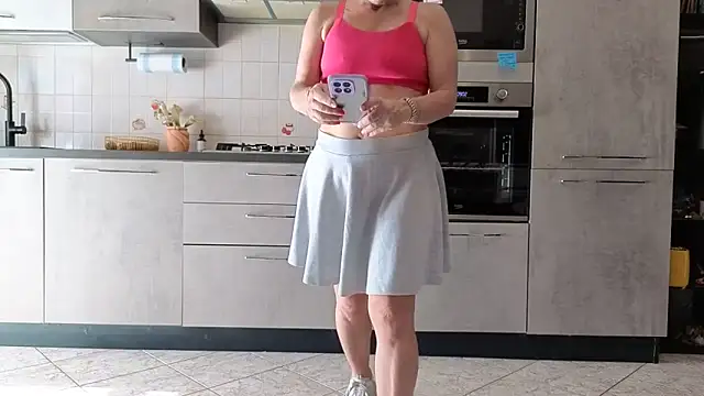 Snapshot of DragonflyExhib chatting on March 31, 2026, 8:04 am DragonflyExhib online show from March 31, 2026, 8:04 am