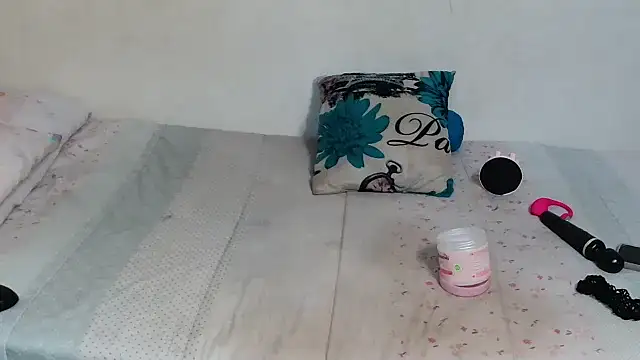 Snapshot of SinfullyForbiddeno7 chatting on October 8, 2025, 11:46 pm SinfullyForbiddeno7 online show from October 8, 2025, 11:46 pm