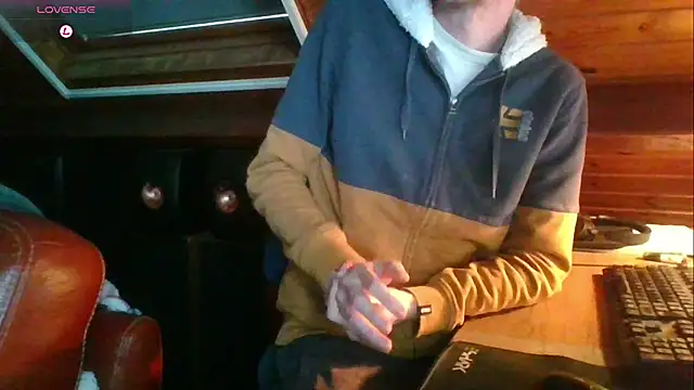 Snapshot of Vrenico-SC chatting on September 22, 2025, 3:58 pm Vrenico-SC online show from September 22, 2025, 3:58 pm