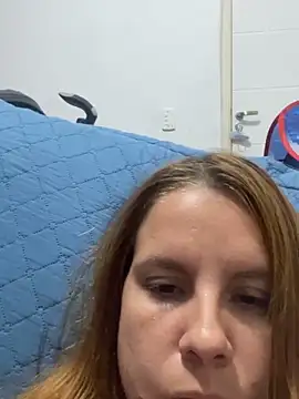 Lazinha18 online show from October 8, 2025, 1:58 am