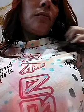 Snapshot of dyjaA chatting on September 27, 2025, 2:44 pm dyjaA online show from September 27, 2025, 2:44 pm