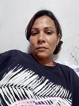 dyjaA online show from July 28, 2026, 8:34 pm