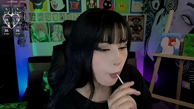 Yuhwan  online show from March 28, 2026, 12:10 am