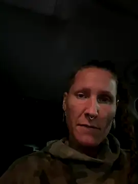 Snapshot of SwingWingWomanSweden chatting on September 23, 2025, 6:44 pm SwingWingWomanSweden online show from September 23, 2025, 6:44 pm