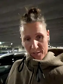 Snapshot of SwingWingWomanSweden chatting on September 25, 2025, 6:55 pm SwingWingWomanSweden online show from September 25, 2025, 6:55 pm