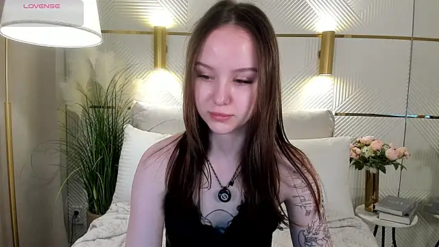 Snapshot of MarySparkle chatting on July 5, 2026, 3:34 am MarySparkle online show from July 5, 2026, 3:34 am