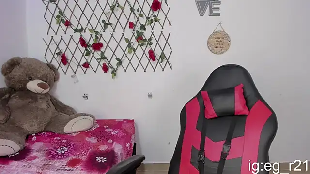 emma grays2 online show from October 30, 2025, 4:03 am