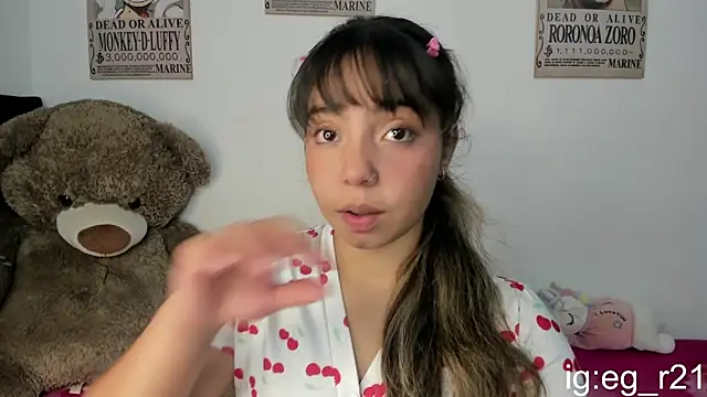 Snapshot of emma_grays2 chatting on April 6, 2026, 5:52 am emma grays2 online show from April 6, 2026, 5:52 am