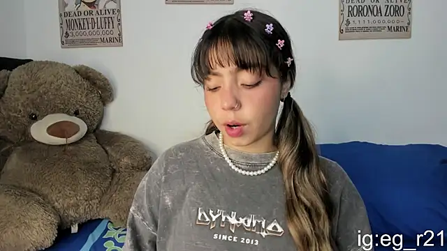 Snapshot of emma_grays2 chatting on April 24, 2026, 6:49 am emma grays2 online show from April 24, 2026, 6:49 am