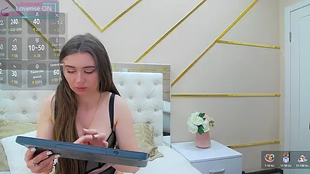 BeatriceAddams online show from May 12, 2026, 9:34 pm