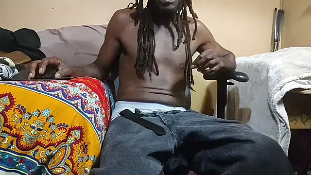 Snapshot of EYEzIAM chatting on October 12, 2025, 12:48 pm EYEzIAM online show from October 12, 2025, 12:48 pm