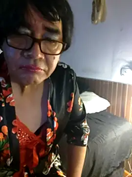 Monitraves online show from March 25, 2026, 1:44 am