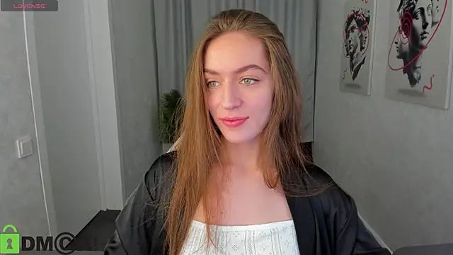 Snapshot of Agnes_Wells chatting on October 21, 2025, 9:21 am Agnes Wells online show from October 21, 2025, 9:21 am