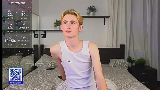 Snapshot of tommy_XXX chatting on October 7, 2025, 5:21 pm tommy XXX online show from October 7, 2025, 5:21 pm