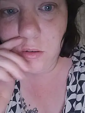 Feuchtekitty92xh online show from July 18, 2026, 5:00 am