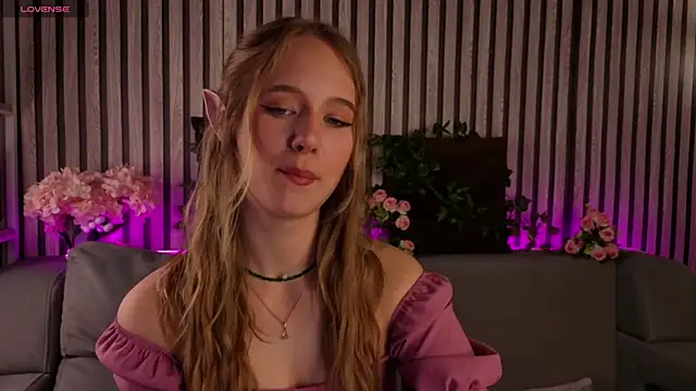 Casey Sweeet online show from May 7, 2026, 9:14 am