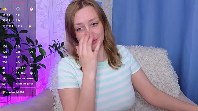 evashiny  online show from May 8, 2026, 3:01 am