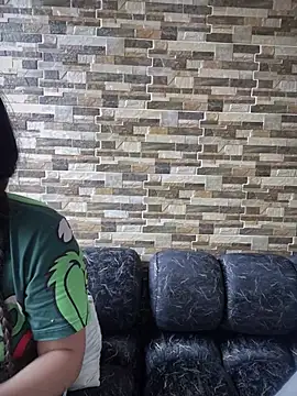isabela l online show from July 22, 2026, 2:20 pm