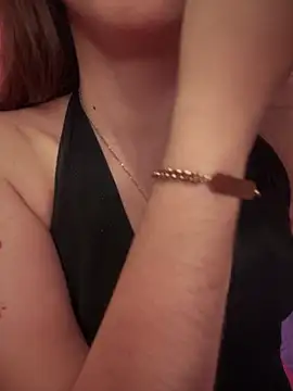 Anita-vega online show from October 9, 2025, 8:29 pm