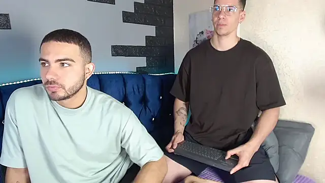 adamhairy online show from May 9, 2026, 2:17 am