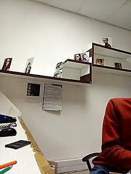 Snapshot of TPNUTS chatting on September 10, 2025, 7:41 am TPNUTS online show from September 10, 2025, 7:41 am