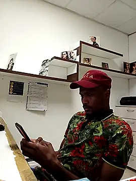 Snapshot of TPNUTS chatting on September 12, 2025, 10:37 am TPNUTS online show from September 12, 2025, 10:37 am