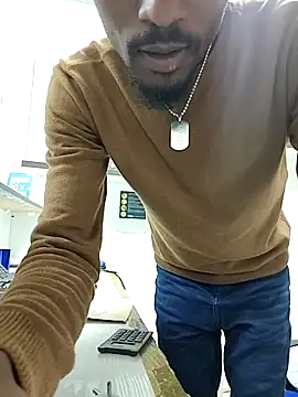 Snapshot of TPNUTS chatting on October 6, 2025, 12:02 pm TPNUTS online show from October 6, 2025, 12:02 pm