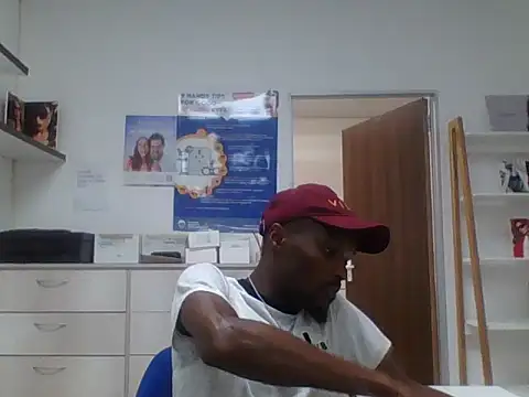 Snapshot of TPNUTS chatting on October 10, 2025, 10:58 am TPNUTS online show from October 10, 2025, 10:58 am