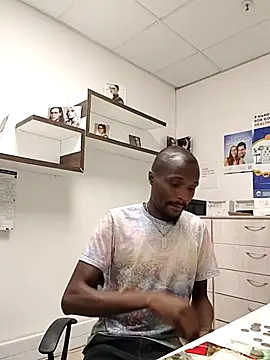 Snapshot of TPNUTS chatting on October 16, 2025, 11:22 am TPNUTS online show from October 16, 2025, 11:22 am