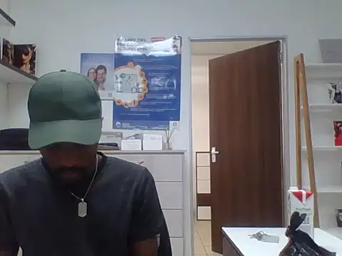 Snapshot of TPNUTS chatting on October 24, 2025, 6:54 am TPNUTS online show from October 24, 2025, 6:54 am